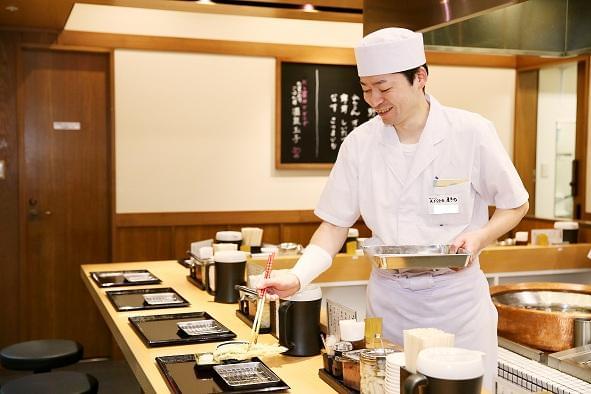 【満足度96%】飲食業界のオシゴト探しはクックビズ♪ ステップアップを手厚くサポート!