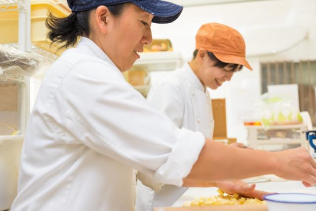 ピザ&パスタ専門店の店長候補。出店多数!42業態を展開する総合フードビジネス企業です!