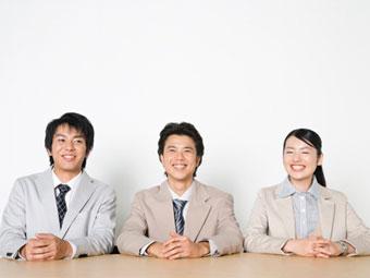 ★入社初日から社会保険即日加入
★年金や健康保険など会社が半額負担
　個人で加入するより断然おトク！
★健康保険番号も前職から継続可能！
★交通費全額支給◎
☆日払い・週払いOK
※上記全てに当社規定あり