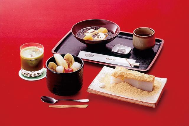 交通費の支給あり☆職場は通勤便利な「そごう横浜店」!社員食堂も完備しています。