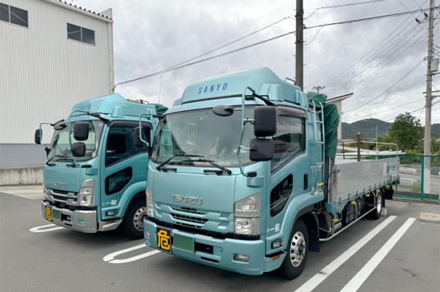 未経験からスタートした先輩も活躍中!
同乗研修で運転技術・必要知識の習得をサポートします。