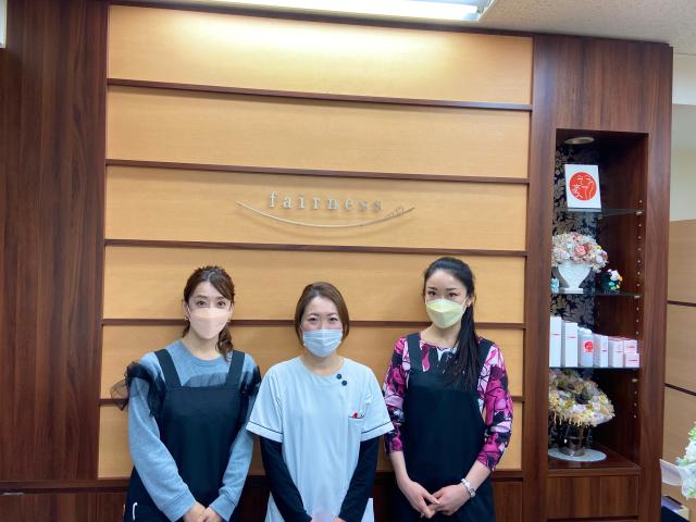 マツエク、ピアス、ネイルOK、髪型自由♪自分らしいスタイルで働きませんか？希望があれば職場見学可能です！