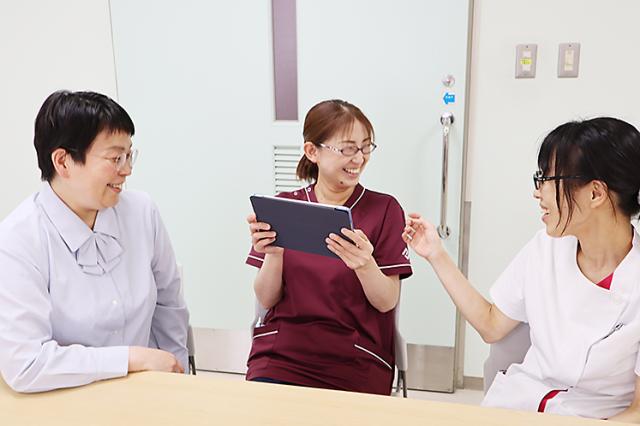 ≪堺市東区≫介護施設で（事務、送迎ドライバー、看護師）のお仕事！定着率の高い働きやすい職場です！［1］事務員　［2］送迎ドライバー・営繕　［3］デイサービスセンターの看護師