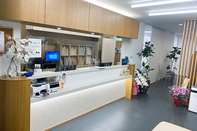 【吹田市】＼未経験スタートOKの医療事務／週3コマ以上で応相談◎寸志年2回アリ！医療事務