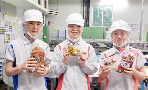 年齢・学歴・経験不問◎ヤマザキパンでの製造／選べる勤務体系／グループ製品の社割あり／Wワーク可製造スタッフ［昼勤／パート・アルバイト］