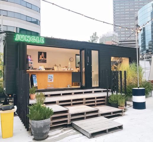 なんば駅2分♪短期OKのグランピングBBQバイト