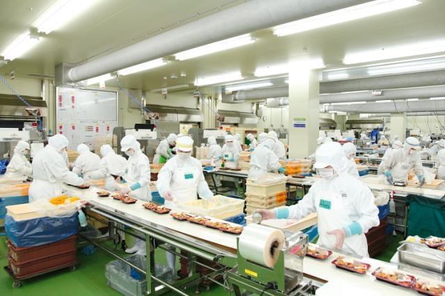 トオカツフーズ株式会社　横浜鶴見工場