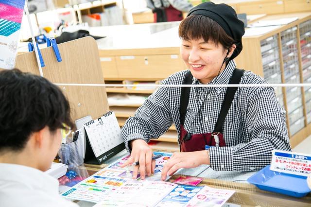 一緒に頑張ってくださるスタッフ大募集！
ぴったりの働き方、みつかりますよ