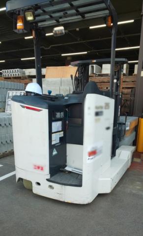 東海道シグマにはフォーク教習センターもあり安全に配慮した安全教育を行っています。