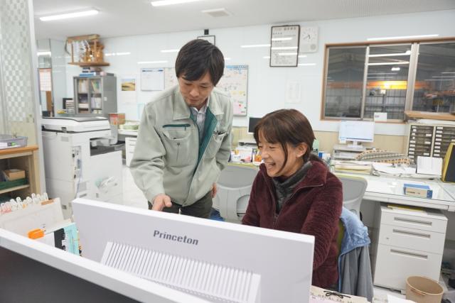 ・未経験スタート大歓迎！
・残業少なめ／長期連休充実！