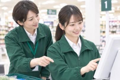 特に8:30〜13:00入れる方急募！週2日〜OK◎食品スーパーのレジ専任スタッフレジスタッフ 【お仕事NO．6780】