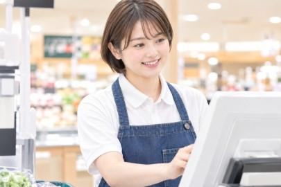《遅番勤務できる方急募！》土日どちらか勤務できる方大歓迎！食品レジのお仕事♪♪レジスタッフ【お仕事NO．7760】