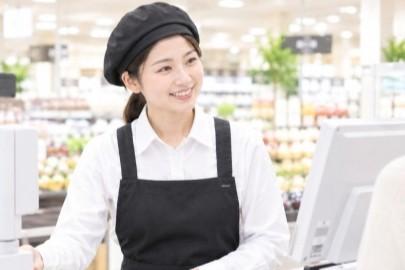土日祝勤務できる方大歓迎！3ヶ月〜の短期もOK★平日夕方〜と土日祝は時給UP！レジスタッフ【お仕事NO．7418】