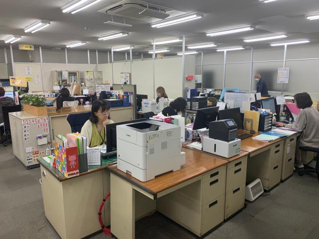 OSAKAYAグループの物流アウトソーシング企業！風通しの良い働きやすい職場環境です♪［1］営業事務
［2］営業