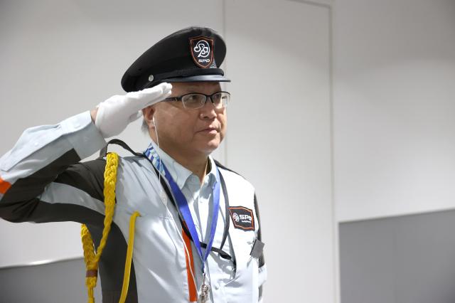 ≪駅チカでアクセス抜群！府中駅徒歩1分≫機械式駐車場の警備／勤務曜日・日数は相談可！シニア活躍中！機械式駐車場の警備