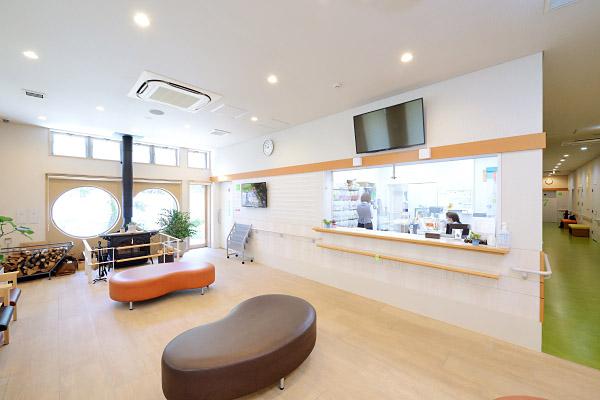 現在、マイカー通勤で地元:飯能市はもちろん、周辺の日高市・入間市・川越市西部・毛呂山町・狭山市・所沢市北部などから30分程度で通勤可能。