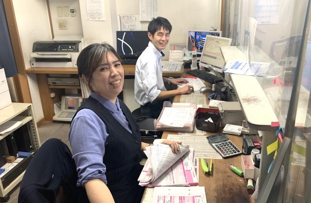 明るい仲間が集まる楽しい職場です!
是非ご応募ください♪