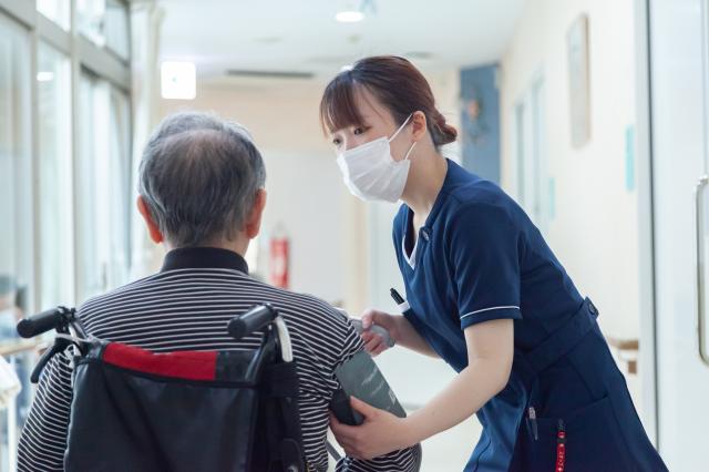 週3日〜5日の間で希望に合わせて働けます。 環境が気に入ったら正社員登用への挑戦もOK。