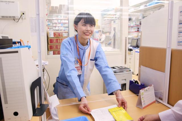笑顔や細やかな心遣いなど、光るのはあなたの“人柄”。「この前もらった薬が効いたよ!」そんな嬉しい声が届く事も♪
