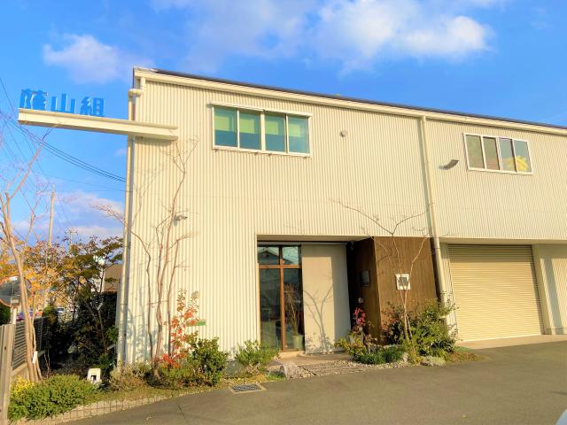 和歌山市【建築会社の現場監督及びサポート】高卒以上／土日祝休み、年間休日125日／宮前駅近く☆［1］現場監督
［2］現場監督サポート