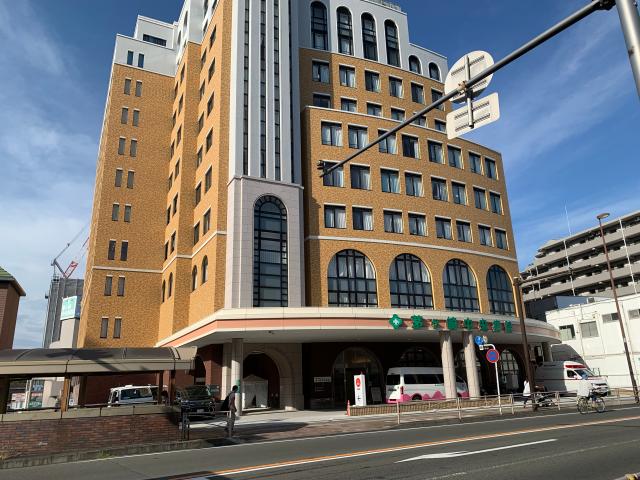 職場は「茅ヶ崎駅」から徒歩5分の好立地。
働き方については気軽にご相談ください。