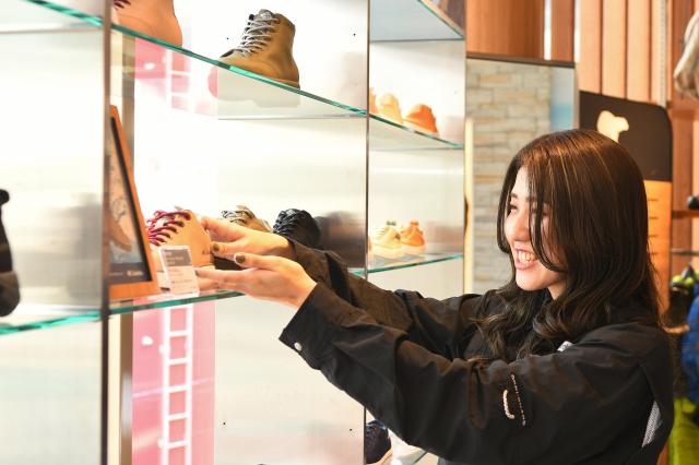 【Columbia | コロンビア】　三井アウトレットパーク マリンピア神戸店