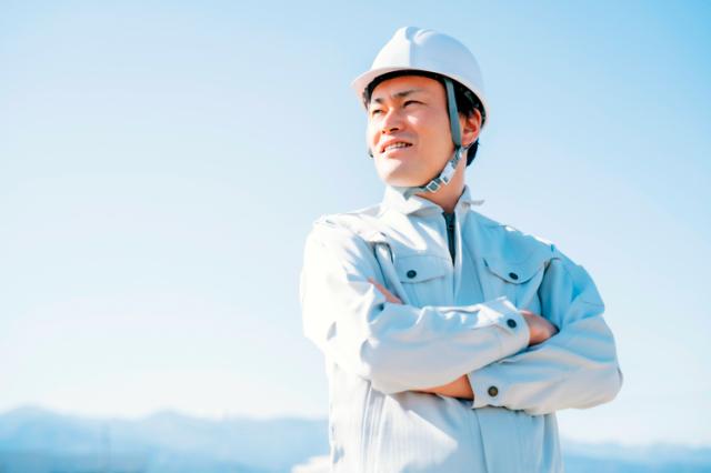 ≪今治市≫急募！造船所でのクレーン・玉掛け◇日勤のみ◇土日休み◇昇給・賞与あり◇資格・経験を活かせる［1］クレーン運転士
［2］玉掛け作業員