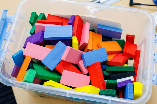 一人ひとりのスタッフの視点は、子どもを照らす懐中電灯。