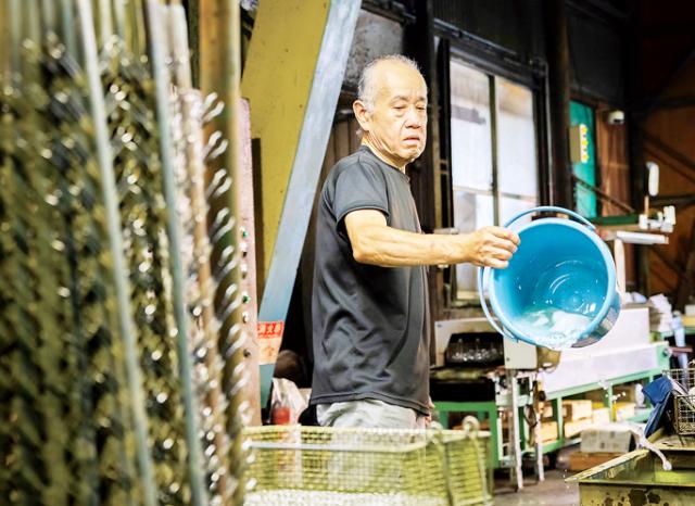 幅広い年代のスタッフが活躍中!