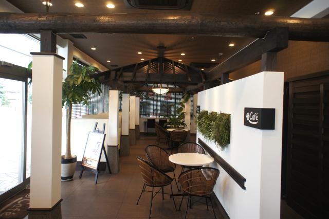 cafeのあるスタンドで働いてみませんか！！