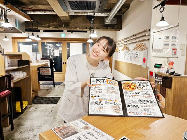 餃子と唐揚げの酒場。しんちゃん　堂山店