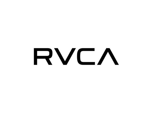 【販売スタッフ】☆髪色自由、ネイル自由、ピアスOK、タトゥーOK☆未経験歓迎！ノルマなし◎RVCA販売スタッフ