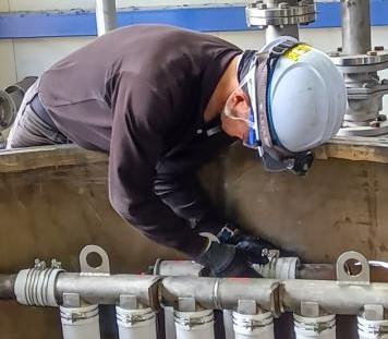 プラント設備の整備・修理／無資格・未経験歓迎／大手グループ企業／日勤／残業ほぼなし／年間休日125日プラント設備の整備・修理