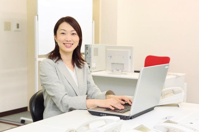 教員は女性が多く、同じ業務に入るパート職員も含めて平均40代〜50代が活躍しています！