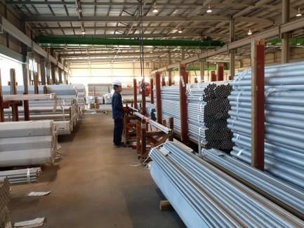 主な製品はパイプや継手、鋼板など。
大手企業との取引も多数あり！