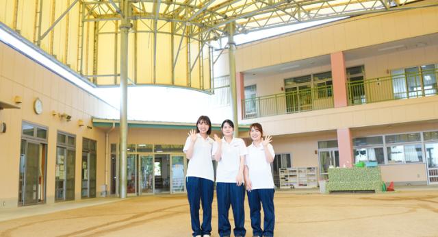 園庭に巨大ドームテント完備♪大自然の開放感そのまま、強い紫外線や雨も気にせず、ブランク復帰も安心♪