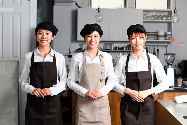 百貨店でチョコレートの魅力を届けるお仕事！制服貸与・未経験歓迎◎チョコレート販売スタッフ