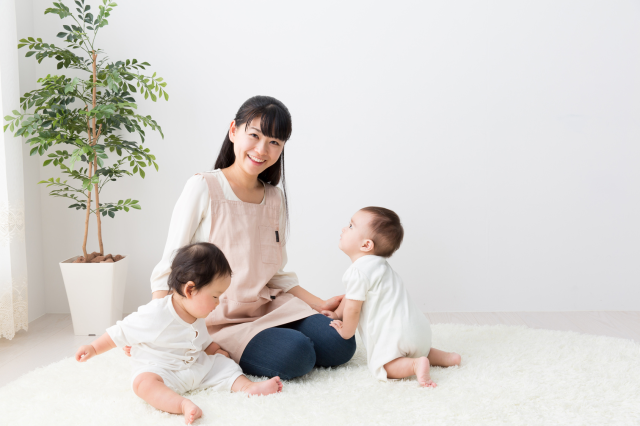 『子どもが好き♪』『子どもたちと一緒に楽しく遊びたい♪』
『子どもと接する仕事がしたい♪』と思っている方にはピッタリのお仕事です!