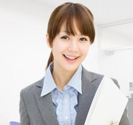 接客経験を活かせるお仕事です!丁寧に教えるので、事務初心者さんもご安心ください。