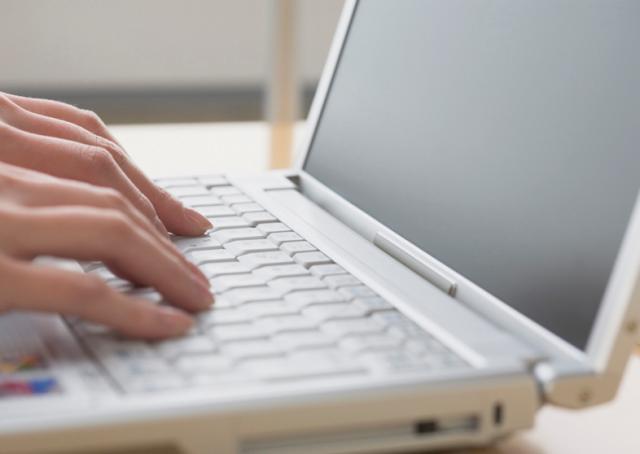 2月初〜3月初までの短期事務スタッフ／資格不要・ブランクOK／平日のみ・土日のみも柔軟に対応します！短期／税理士の事務アシスタント