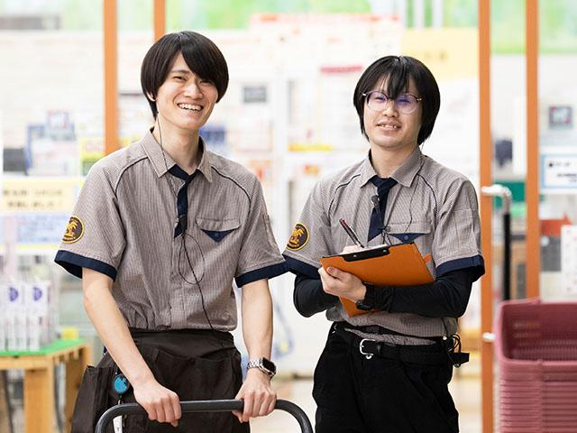 お客様の素敵で楽しいペットライフをサポート♪男女ともに活躍中!明るく元気な仲間たちがアナタを待ってます!