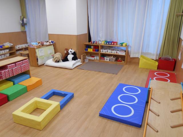 阪神「芦屋」駅より徒歩1分と通勤も便利♪
車通勤も可能です（駐車場は自己確保になります）。