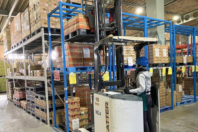 マイカー通勤OK♪無料駐車場完備！