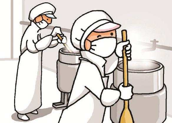 子どもたちの口に入るものだから、衛生面は何よりも大切。丁寧に給食を作っていってくださいね。
