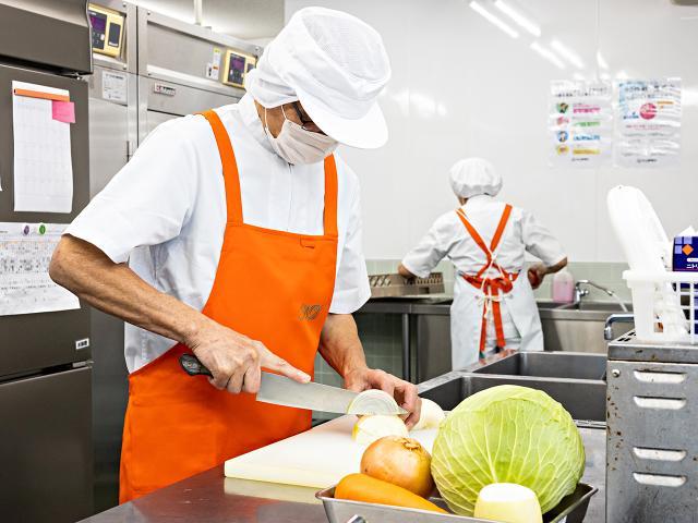 美味しく安全な食事で喜んでいただくように、
一緒に頑張りましょう！