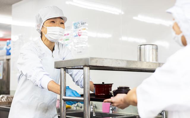 美味しく安全な食事で喜んでいただくように、
一緒に頑張りましょう!