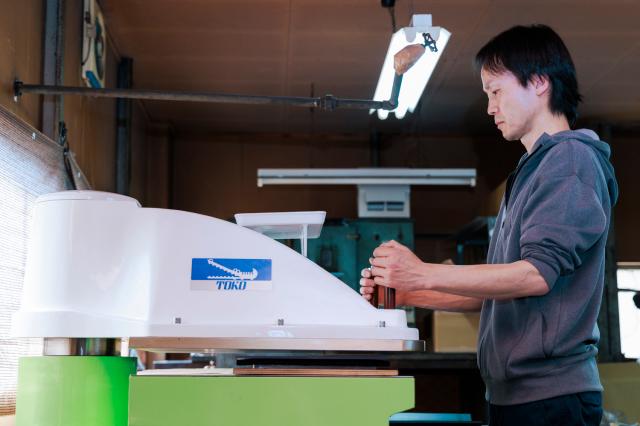 創業112年の信頼と実績でこれからも躍進し続けます！取引先は大手企業だから将来性、安定性も抜群です。製造スタッフ