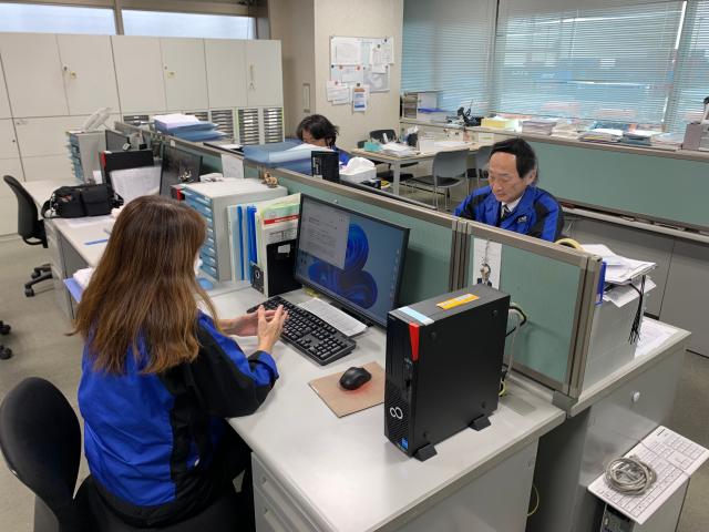 便利なマイカー通勤OK！「川崎駅」または「京急川崎駅」よりバス通勤も可能です。