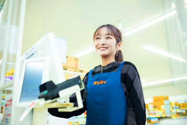 サンディ箕面牧落店【セミセルフレジ・早朝品出しスタッフ】短時間や扶養内など相談OK！スーパーのセミセルフレジ・早朝品出しスタッフ