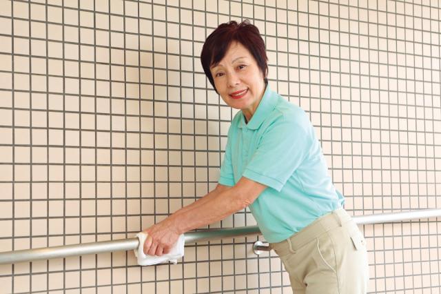 週3日〜OK◎医療センターをきれいに保つお仕事！未経験大歓迎♪50代・60代女性がイキイキ活躍中☆公立医療センター内日常清掃